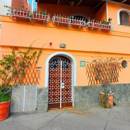 بيت للعطل Angolo Di Paradiso - De Vivo Realty *