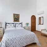 Angolo Di Paradiso - De Vivo Realty بوسيتانو