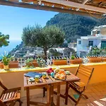 Holiday home Angolo Di Paradiso - De Vivo Realty