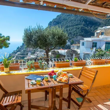 Ferienhaus Angolo Di Paradiso - De Vivo Realty